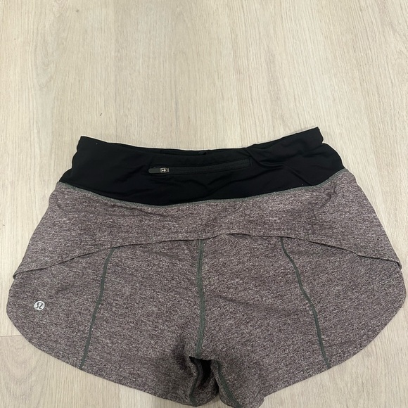 Lululemon Running Shorts Grey 2.5” - Picture 4 of 7